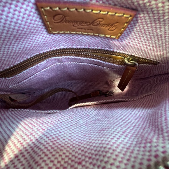 Dooney & Bourke Red Pebble Leather Crossbody Letter Carrier Bag Pouchette - Picture 8 of 10